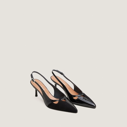 Heeled pumps black