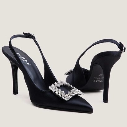 Pointed-Toe Slingback Pumps black