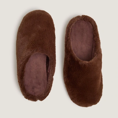 Slippers brown