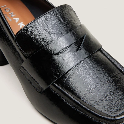 Loafers with square-toes black