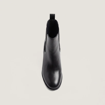 Lowboots with round toes black