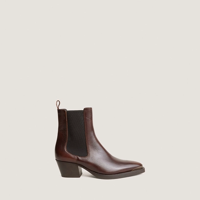 Lowboots with pointed-toes brown