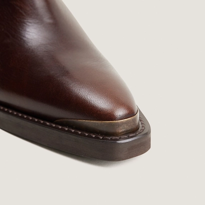 Lowboots with pointed-toes brown