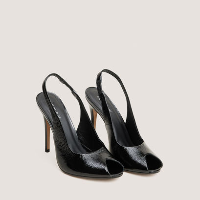Slingbacks with round toes in black pleated patent leather | fatale