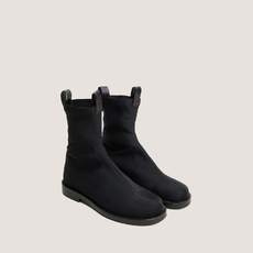Round-Toe lowboots black