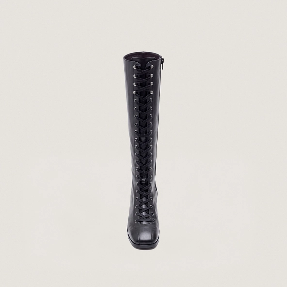 Heeled boots in black leather | VISION