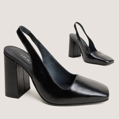 Square-Toe Heeled Pumps black