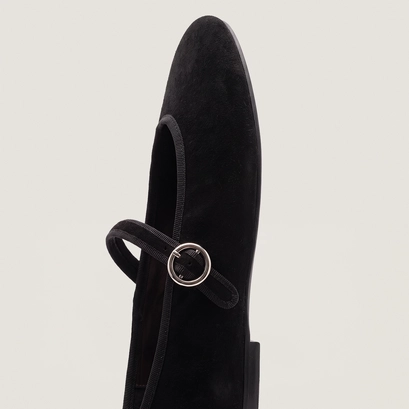 Ballet flats with adjustable straps and buckles black