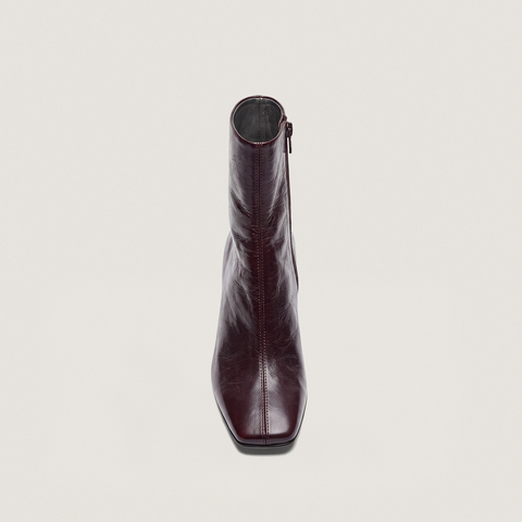 Square-toe ankle boots dark brown