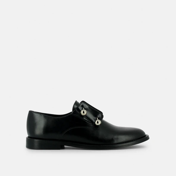 Brogues with silver bars and cabochons in black leather | DUTHEN