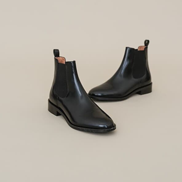 Women Boots in black leather | Jonak
