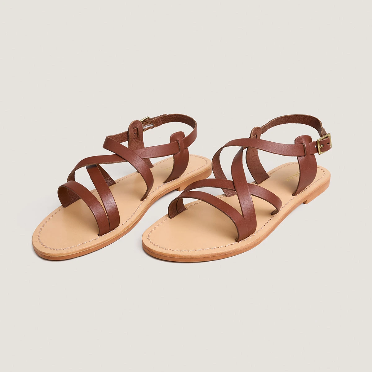 Cognac-coloured sandals in leather | WISCHIA