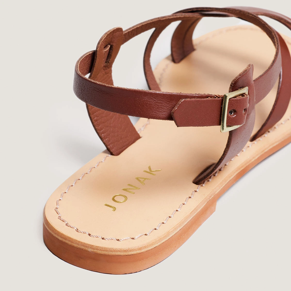 Cognac-coloured sandals in leather | WISCHIA
