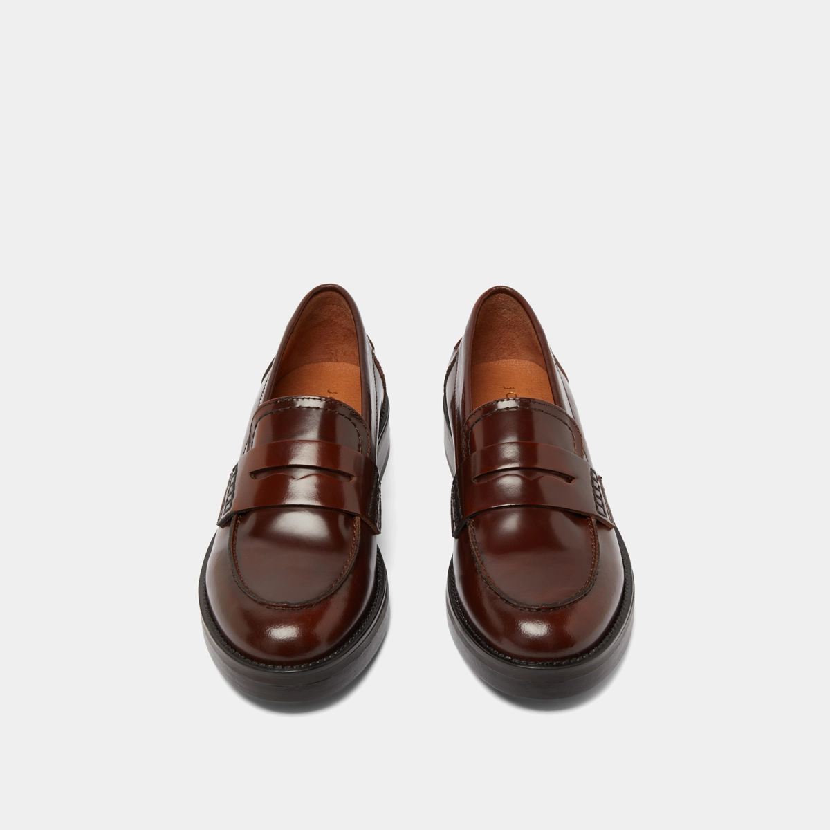 Round-toed loafers in brown patinated leather | MIRNA
