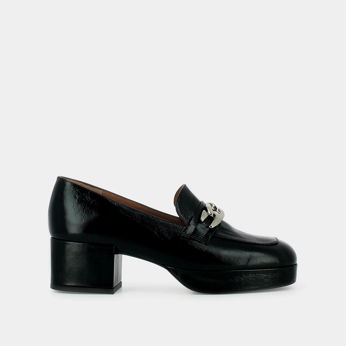 Moccasins with heels in black aged leather | VIANE