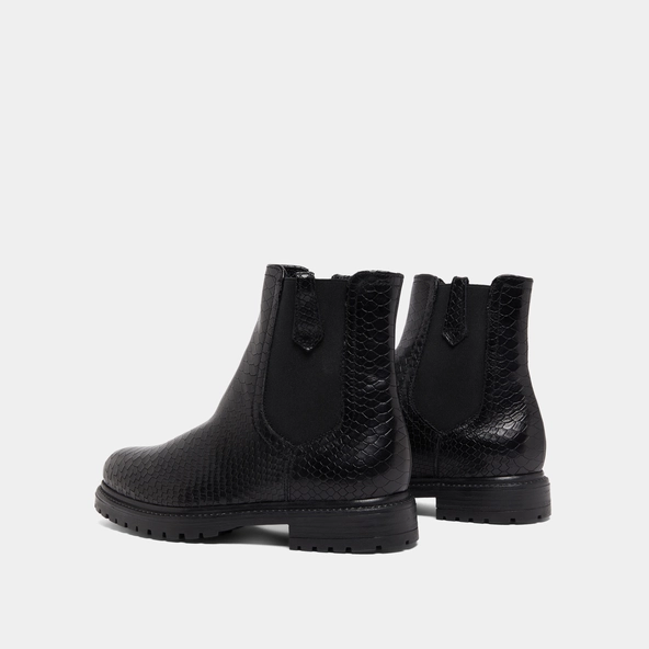 Low boots with notched soles and elastic in black reptile | CANDIDE