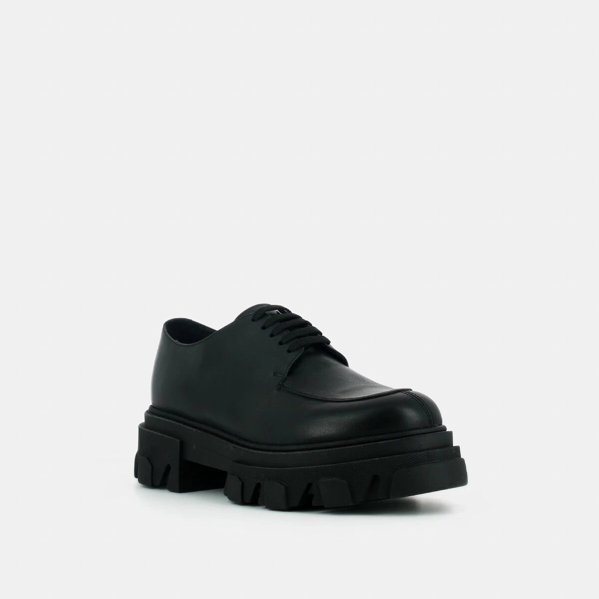 Richelieu with toothed platform in black leather | DEMER