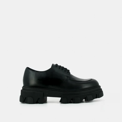 Richelieu with toothed platform in black leather | demer