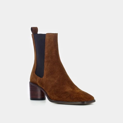 Heeled boots in cognac suede | bergamote