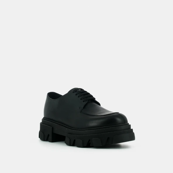 Richelieu with toothed platform in black leather | DEMER
