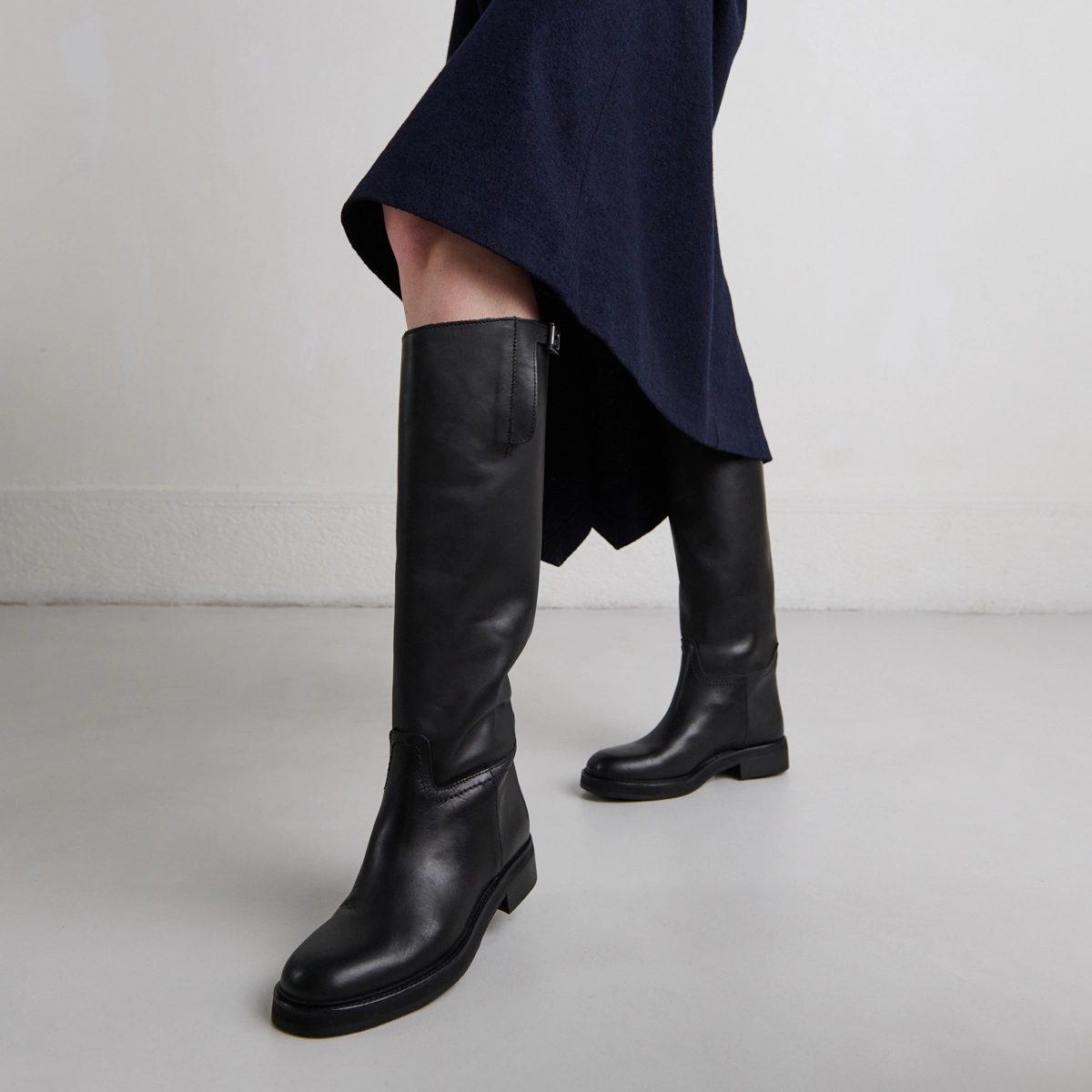 Bridle boots in black leather | READY