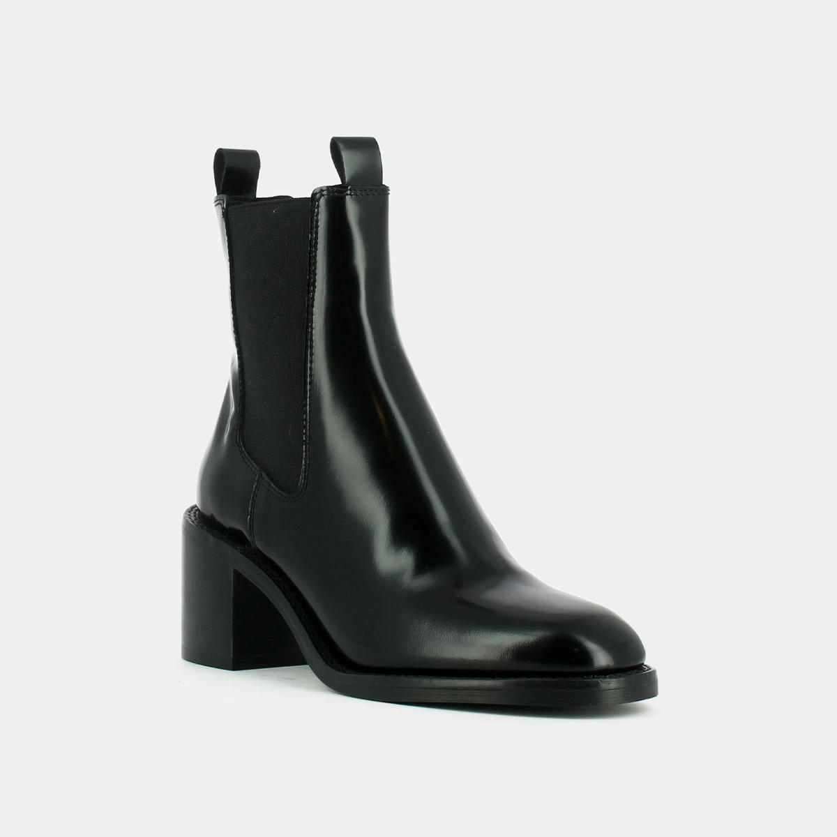 Heeled boots in black leather | BERTILLE