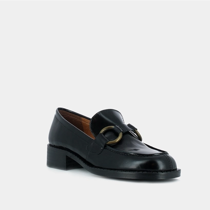 Loafers with buckles in black leather | belinda