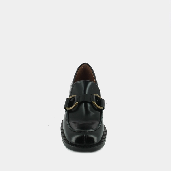 Loafers with buckles in black leather | BELINDA