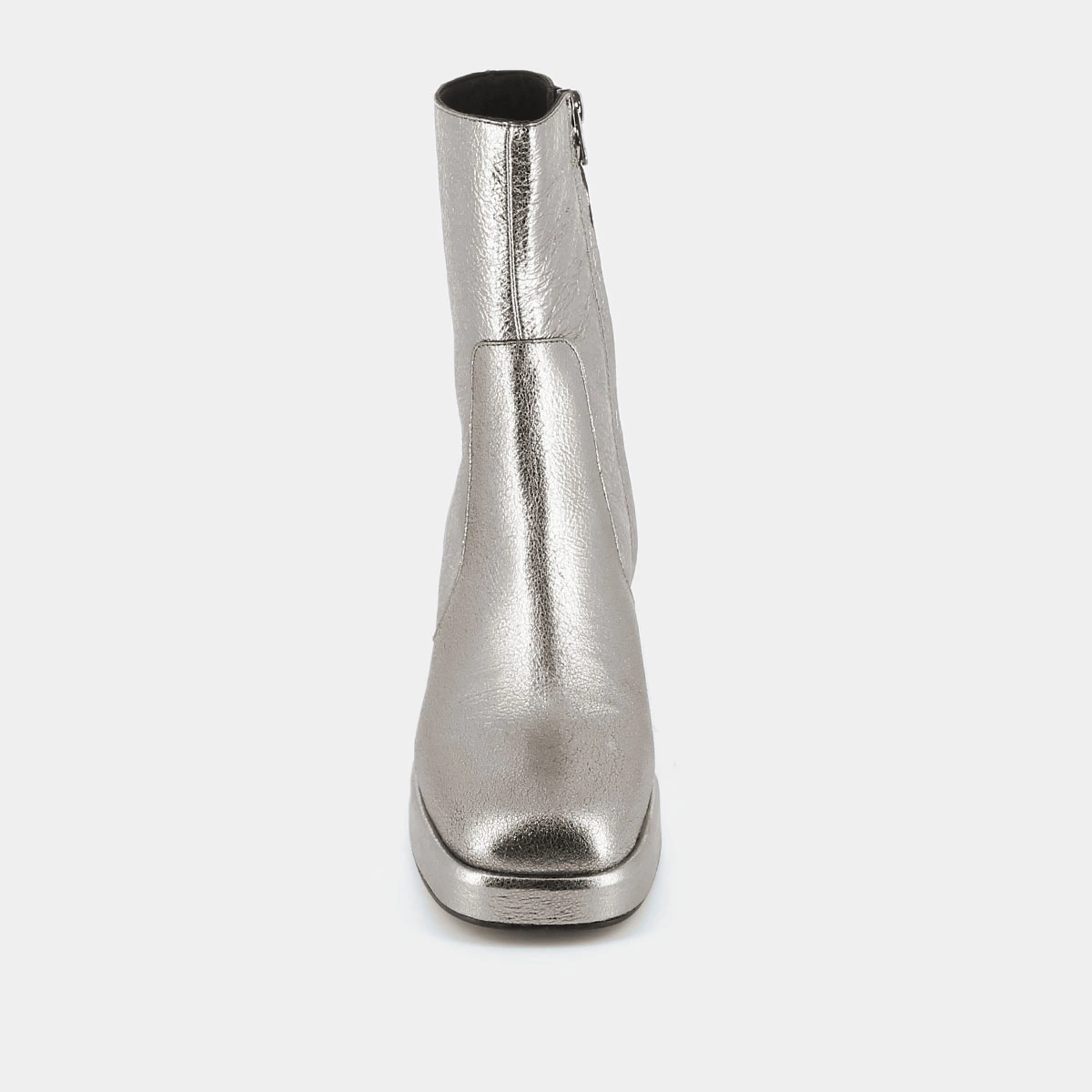 Platform boots in silver cracked leather | BRIGAND