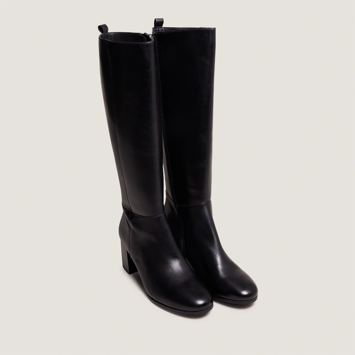 Heeled boots in black leather | ARMINA