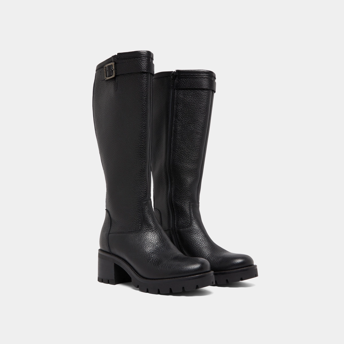 Boots with notched sole and buckle in black grained leather | MIDAS