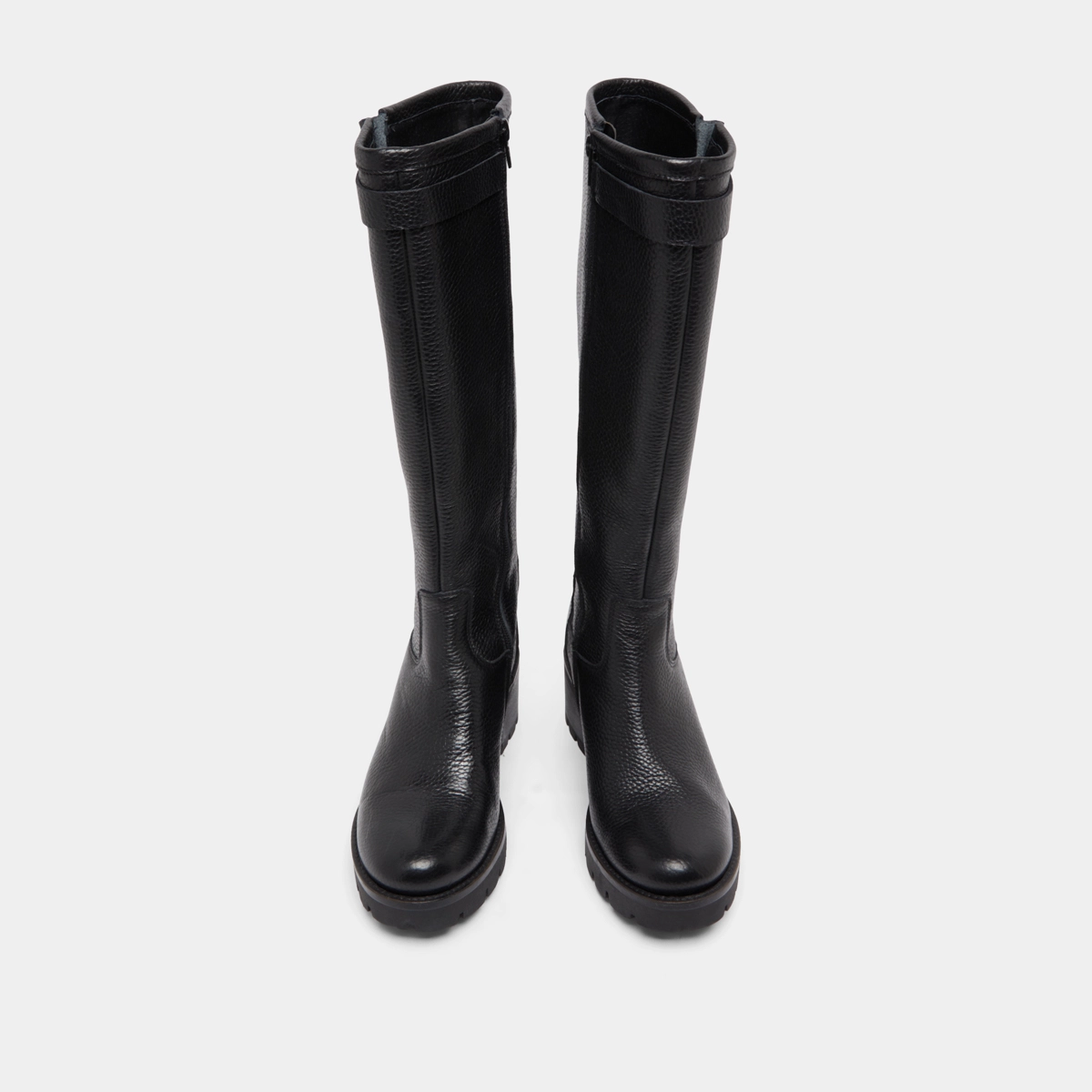 Boots with notched sole and buckle in black grained leather | MIDAS