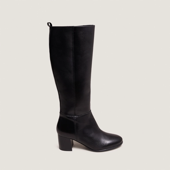 Heeled boots in black leather | ARMINA