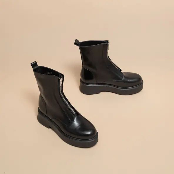 Zipped boots with platform in black leather | ALBERT