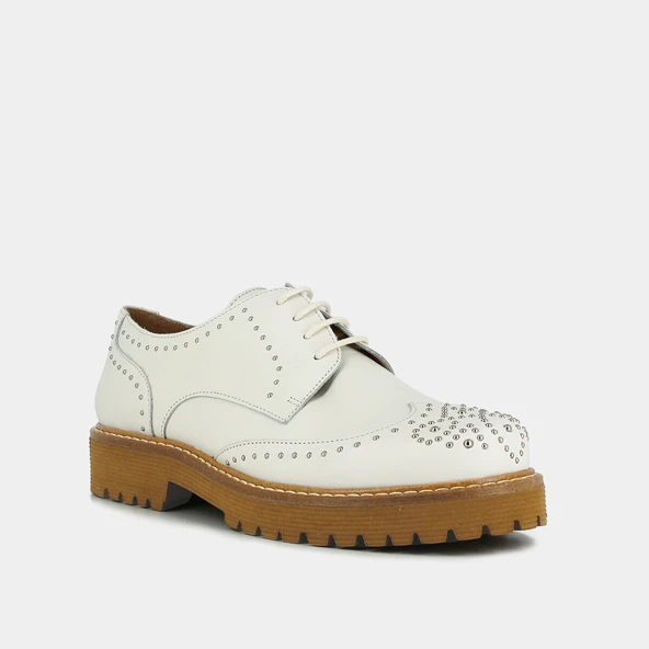 Ecru leather derbies with ornate toe | ABIBO