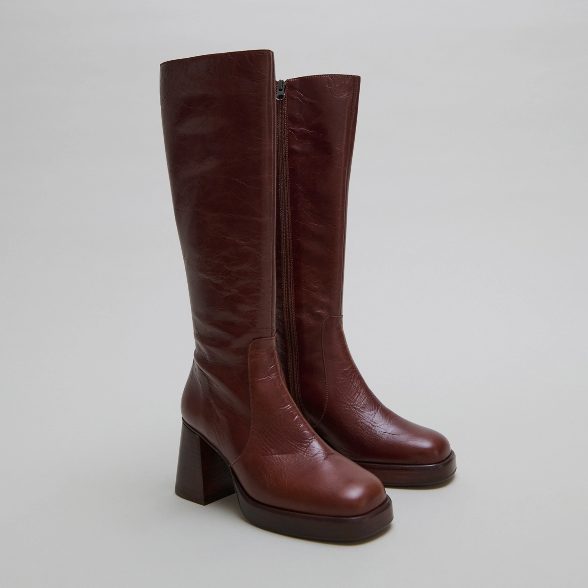 Platform boots in distressed brown leather | BETINA