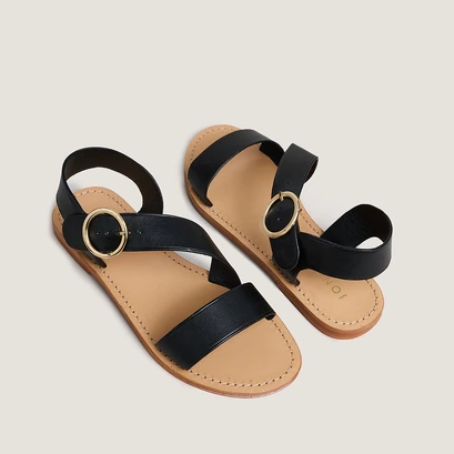Asymmetrical sandals in black leather | wablo