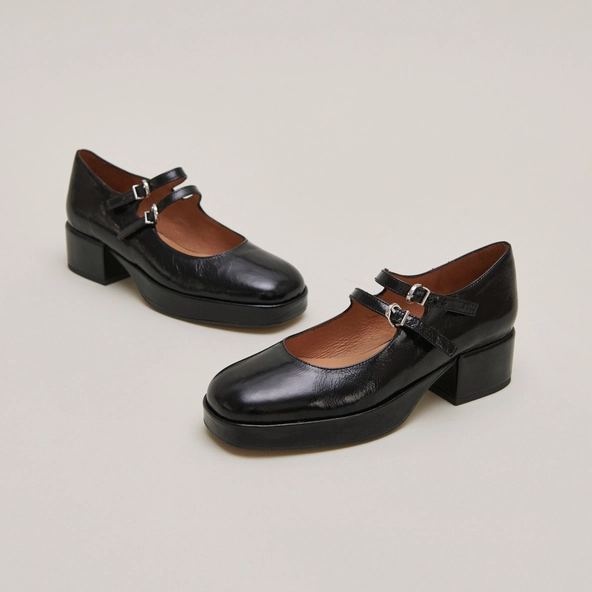 Heeled mary janes with straps in black leather | VICTORIA