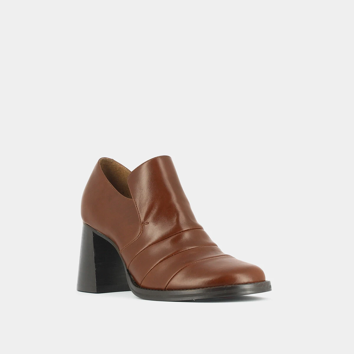 Heeled loafers in cognac leather | DESTIN