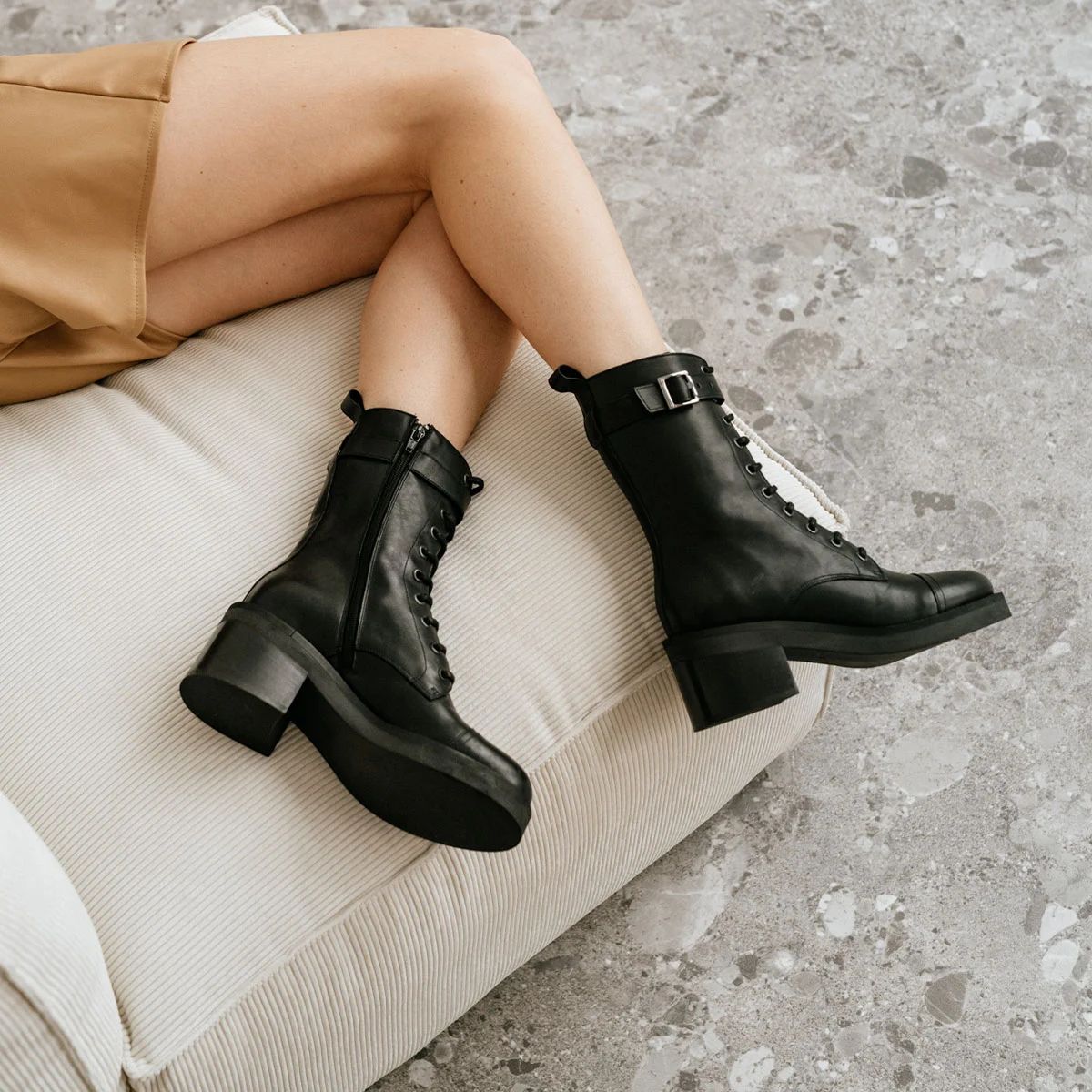 Lace-up ankle boots, heels and silver detail in black greased leather | ACONIT