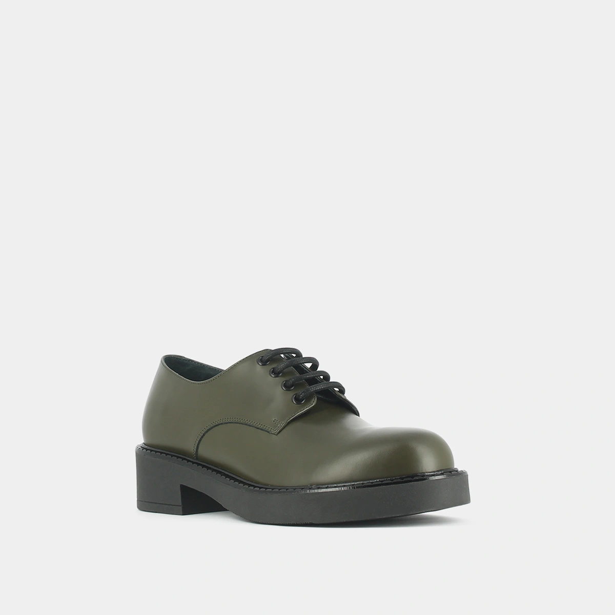 Derbies with laces and thick sole in khaki glazed leather | DIDON
