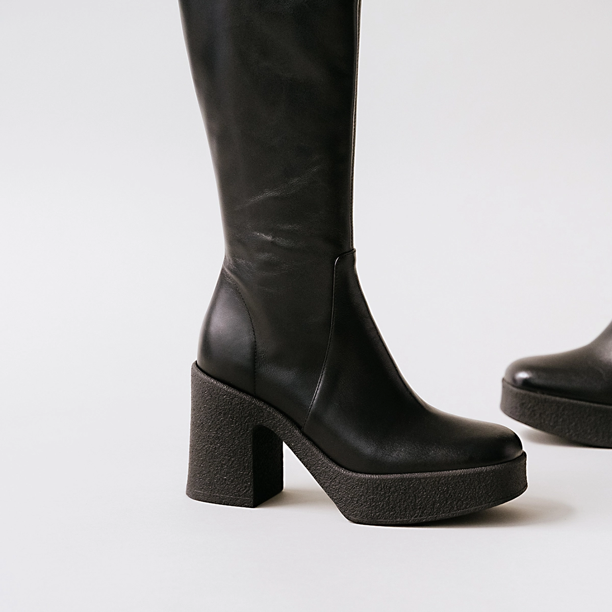 Platform boots in black aged leather | DRICIA