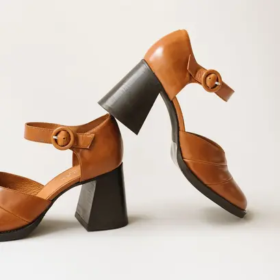 Babies with heel and strap in light cognac leather | destinee