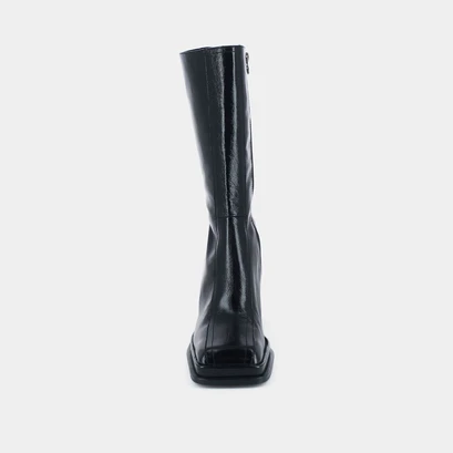 Boots with heel, platform and square toe in glazed black leather | bagna