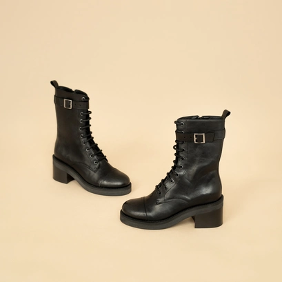 Lace-up ankle boots, heels and silver detail in black greased leather | aconit