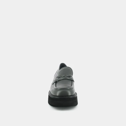Platform loafers in grey shiny leather | daffy