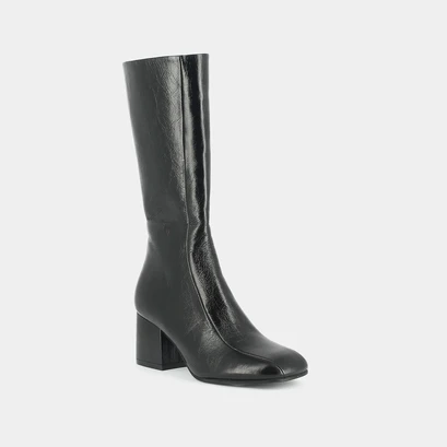 Heeled boots in black aged leather | darlone