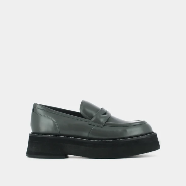 Platform loafers in grey shiny leather | DAFFY