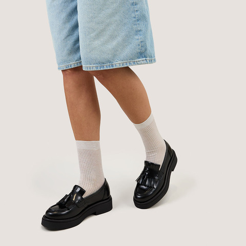 Heeled lowboots black