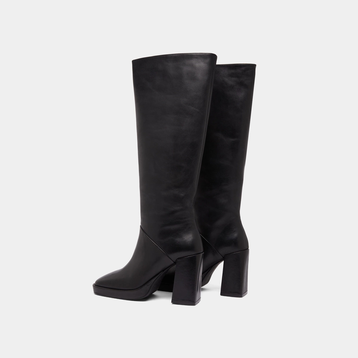 High heel boots with square toe in black leather | DETHLEE